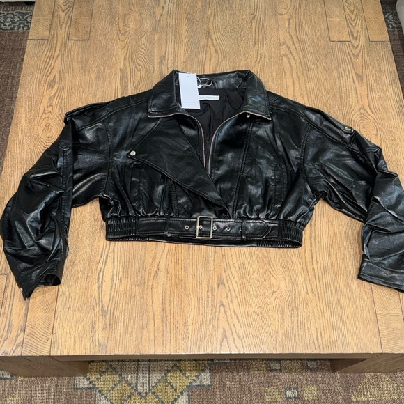 Azalea Wang Jackets & Blazers - Azalea Wang Cropped Moto Jacket Black Faux Leather Belted Biker Size L NWT